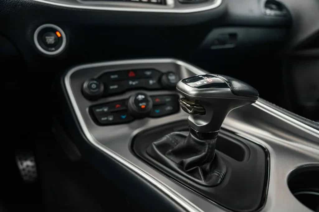 Dodge Challenger 5,7 HEMI V8 Widebody Leder LED 04/2021-photo-32