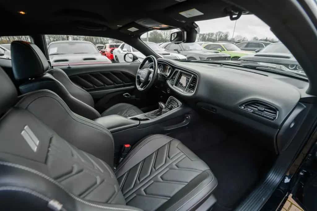 Dodge Challenger 5,7 HEMI V8 Widebody Leder LED 04/2021-photo-44