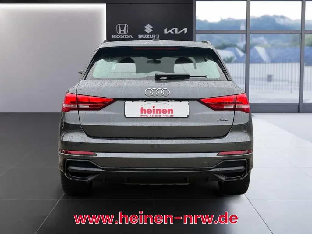 Audi Q3 40 2.0 TFSI S-tronic quattro S-Line NAVI LED 04/2019-photo-4