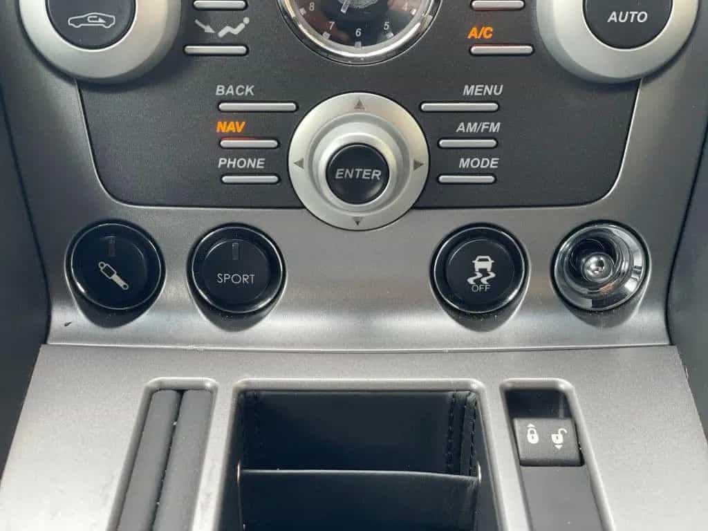 Aston Martin DB9 5.9-L V12 Touchtronic/Cruise control/470 PK/ 06/2011-photo-14