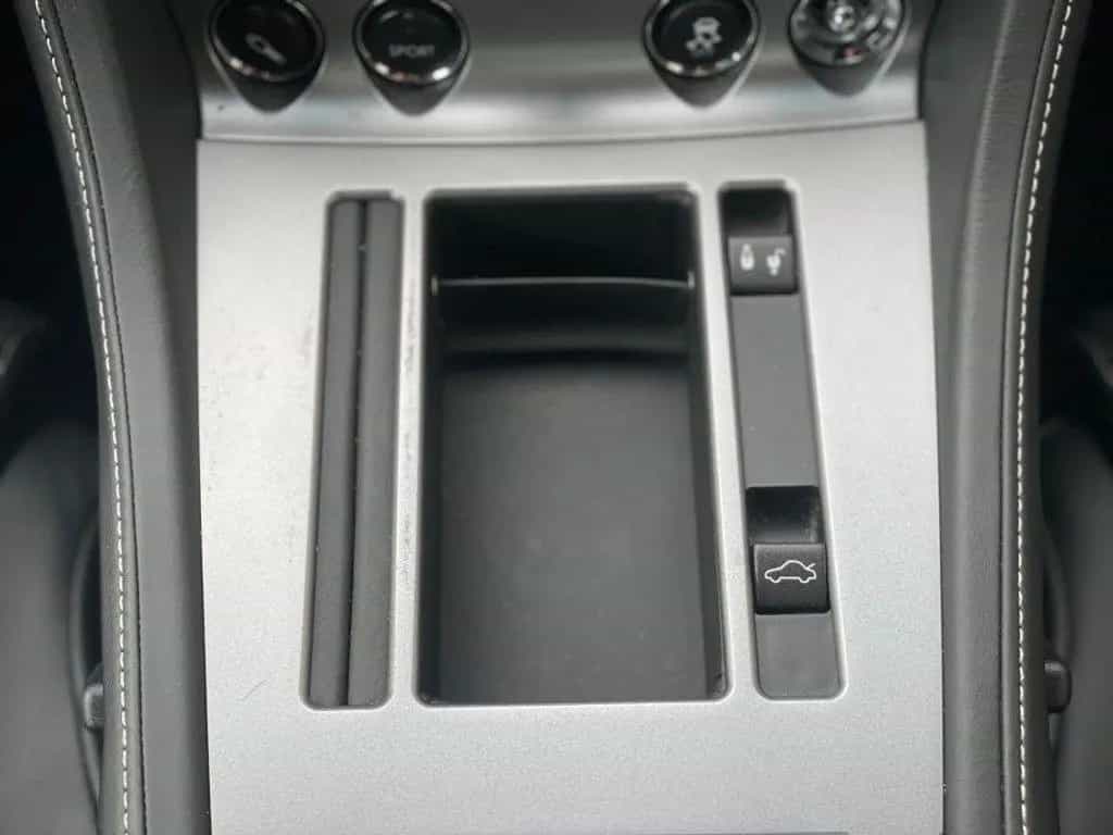 Aston Martin DB9 5.9-L V12 Touchtronic/Cruise control/470 PK/ 06/2011-photo-15