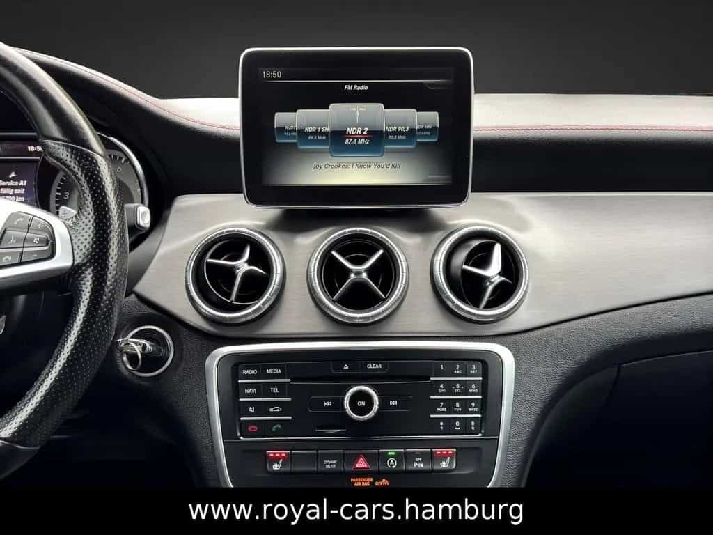 Mercedes-Benz CLA-Class 250 Shooting Brake 4Matic AMG-Exclusivepaket 11/2015-photo-13