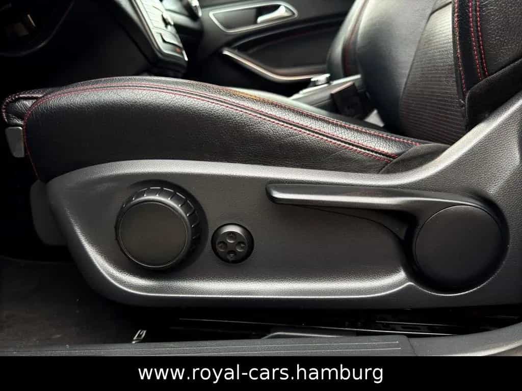 Mercedes-Benz CLA-Class 250 Shooting Brake 4Matic AMG-Exclusivepaket 11/2015-photo-26