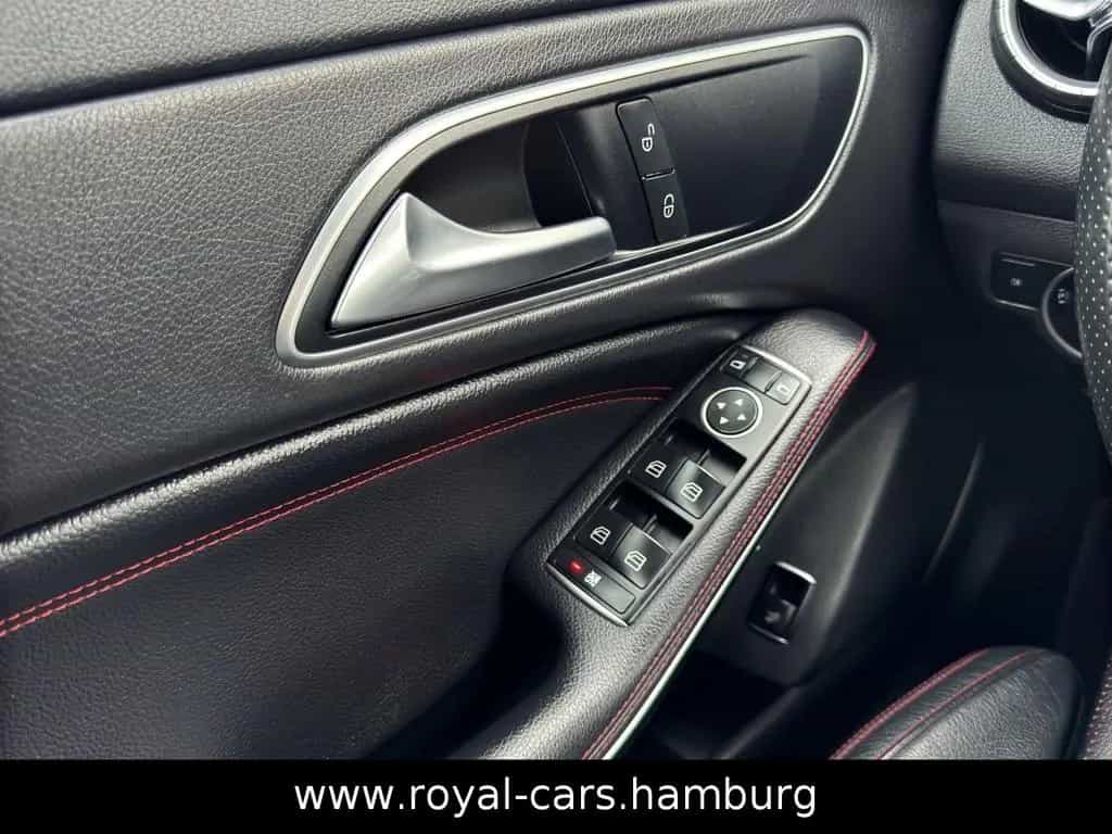 Mercedes-Benz CLA-Class 250 Shooting Brake 4Matic AMG-Exclusivepaket 11/2015-photo-29