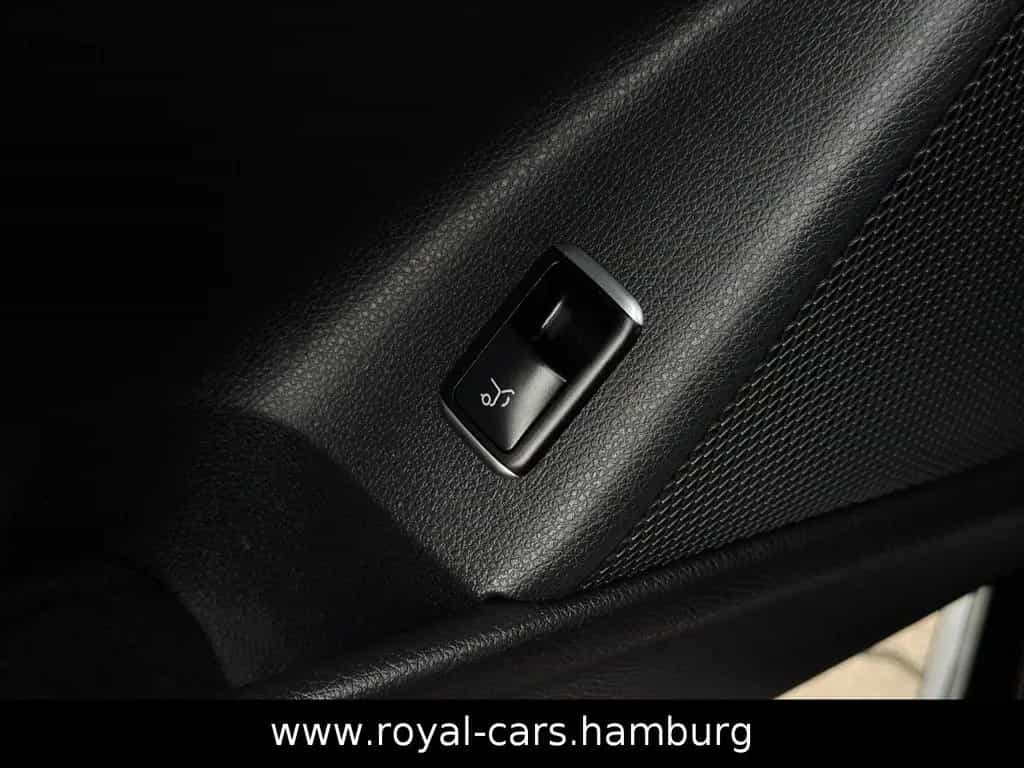 Mercedes-Benz CLA-Class 250 Shooting Brake 4Matic AMG-Exclusivepaket 11/2015-photo-31