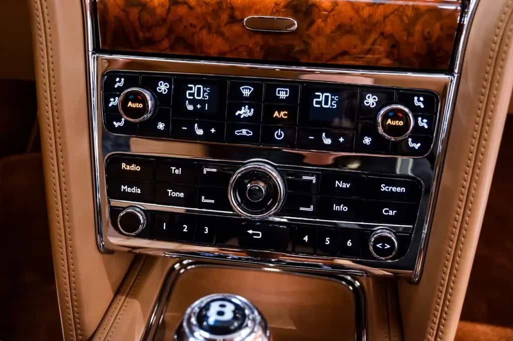 Bentley Mulsanne 6.8 Automatik 11/2011-photo-15