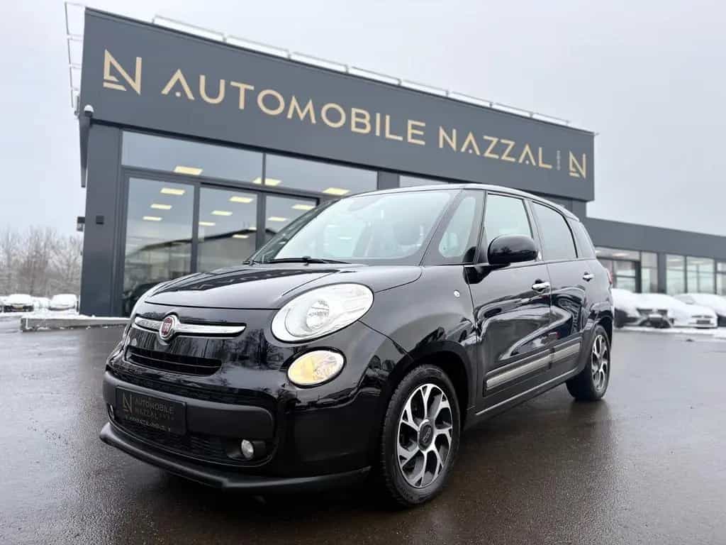Fiat 500L *7 SITZER*NAVI*TEILLEDER*KLIMAAUTOMATIK* 08/2016-photo-0
