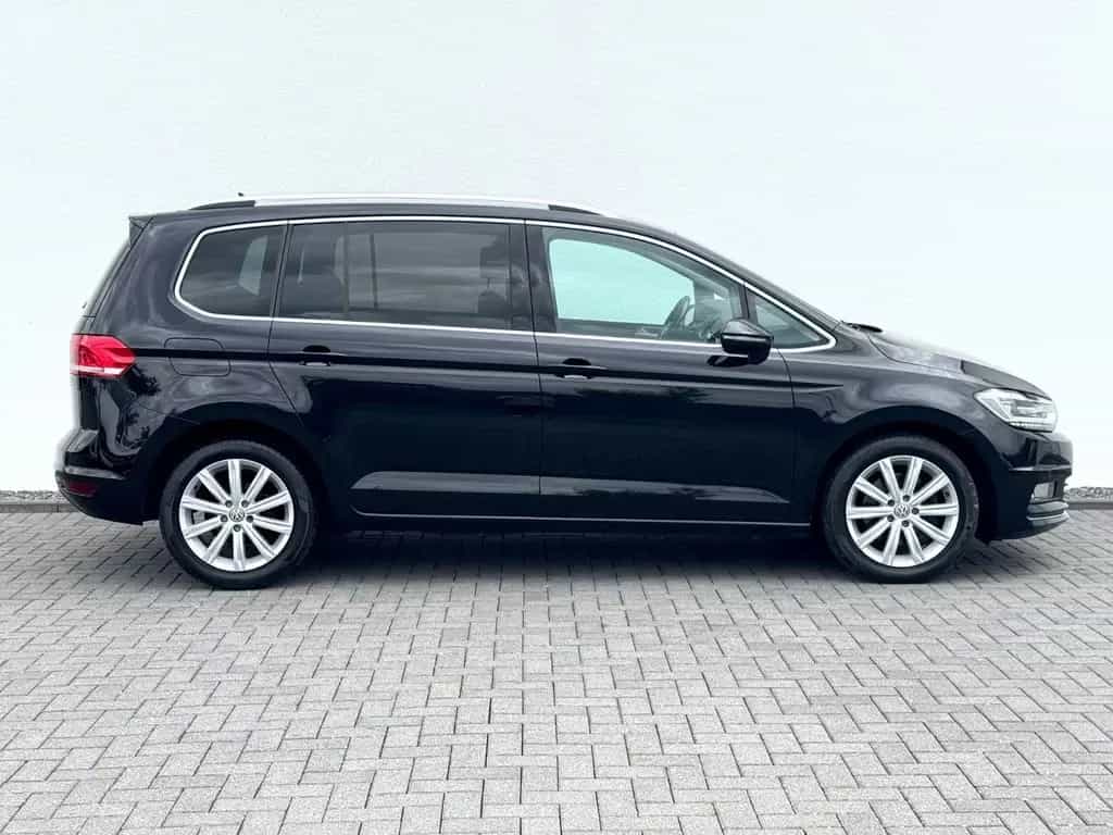 Volkswagen Touran 02/2016-photo-3