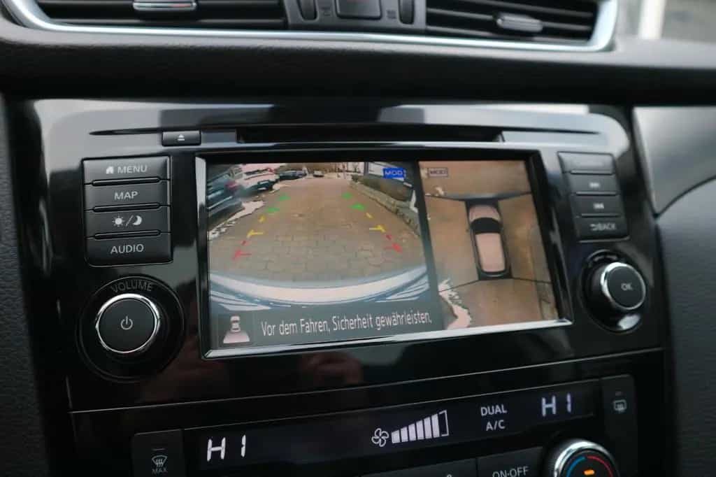 Nissan Qashqai Akari *2.HD/DCT/PANO/360°/LEDER/NAV/LED* 03/2021-photo-16
