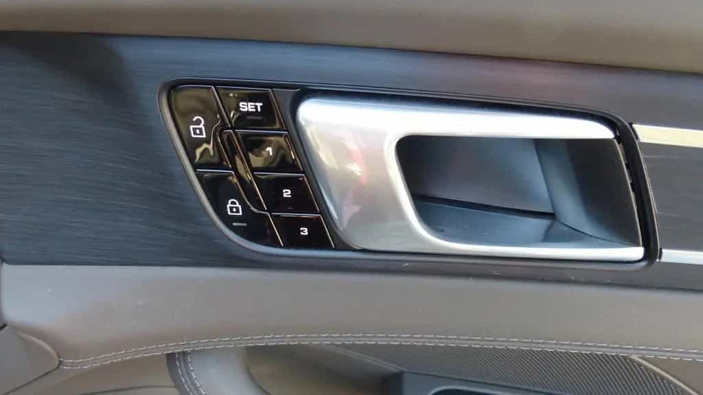 Porsche Panamera Pano 21Zoll BOSE PDLS 360° Kamera 03/2021-photo-14