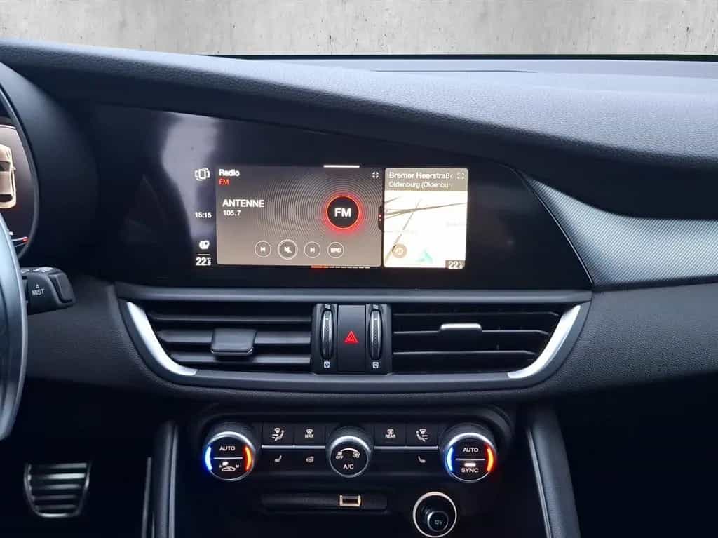Alfa Romeo Giulia Veloce 2.0 Turbo 16V Q4 Kam.+KeyLess+SHZ 12/2023-photo-14