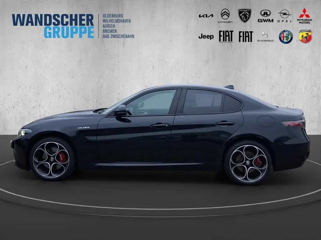 Alfa Romeo Giulia Veloce 2.0 Turbo 16V Q4 Kam.+KeyLess+SHZ 12/2023-photo-3