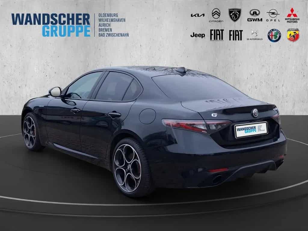 Alfa Romeo Giulia Veloce 2.0 Turbo 16V Q4 Kam.+KeyLess+SHZ 12/2023-photo-4
