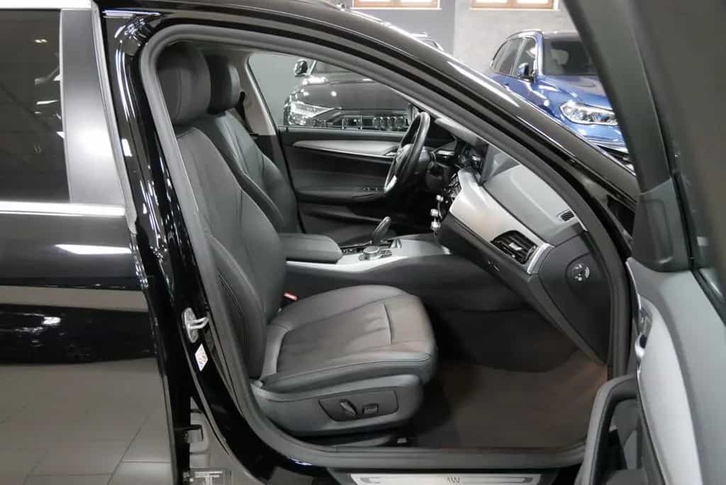 BMW 5 Series 520d xDrive Touring LED ACC 360° AHK PANO 04/2021-photo-11