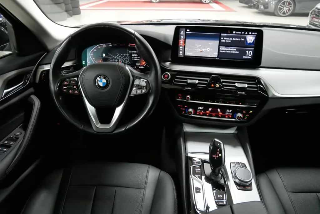 BMW 5 Series 520d xDrive Touring LED ACC 360° AHK PANO 04/2021-photo-16