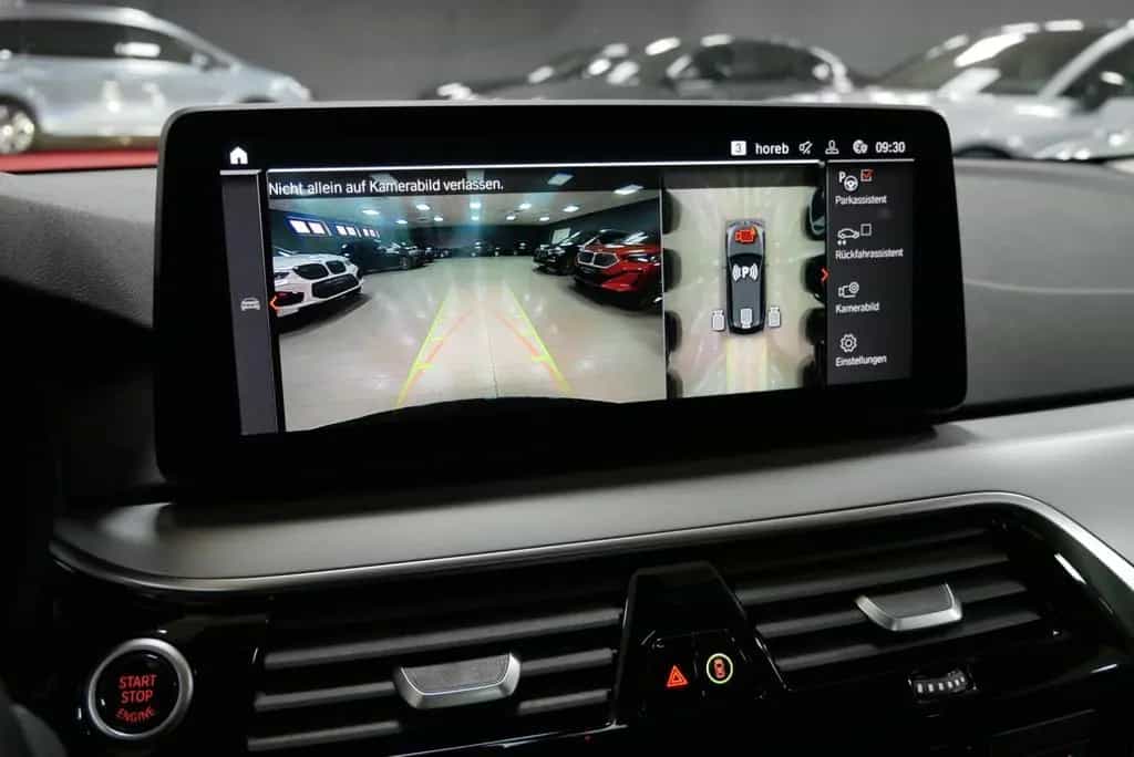 BMW 5 Series 520d xDrive Touring LED ACC 360° AHK PANO 04/2021-photo-22