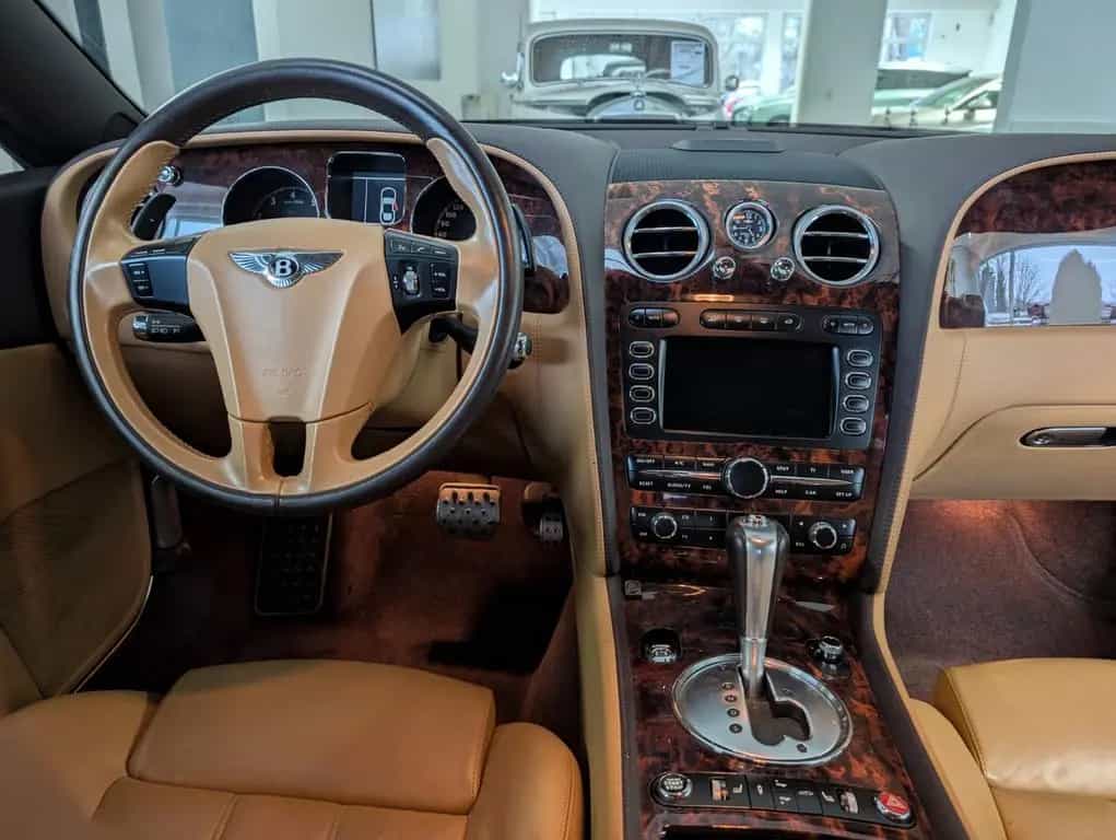 Bentley Continental GT /Leder/Wenig Km / MwSt ausweisbar 11/2009-photo-12