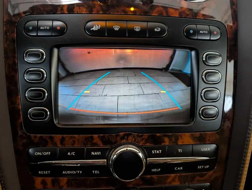 Bentley Continental GT /Leder/Wenig Km / MwSt ausweisbar 11/2009-photo-17