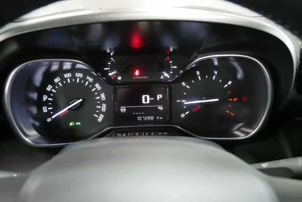 Citroën C3 Aircross Rip Curl Aut. TEMPOMAT PDC SHZ 05/2019-photo-19