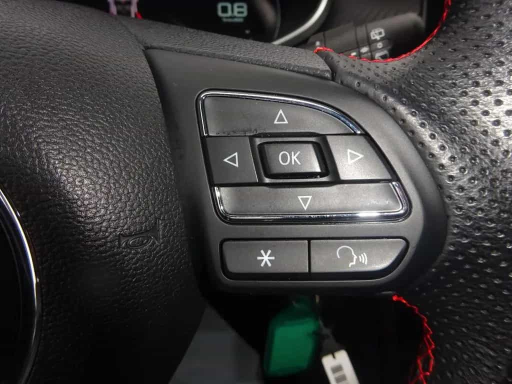 MG ZS 106PS Luxury Leder LED Klima Navi 01/2023-photo-16