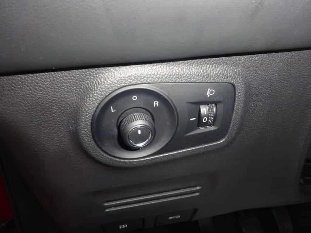 MG ZS 106PS Luxury Leder LED Klima Navi 01/2023-photo-19