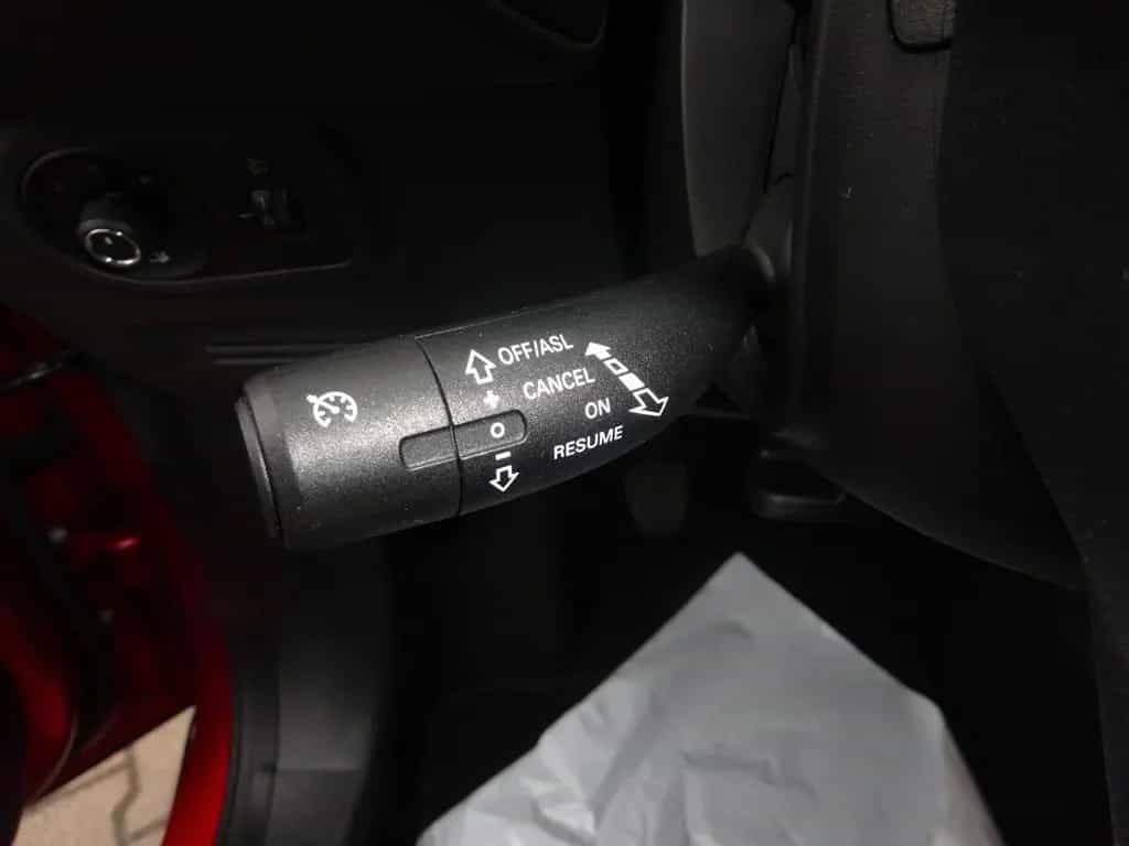 MG ZS 106PS Luxury Leder LED Klima Navi 01/2023-photo-20