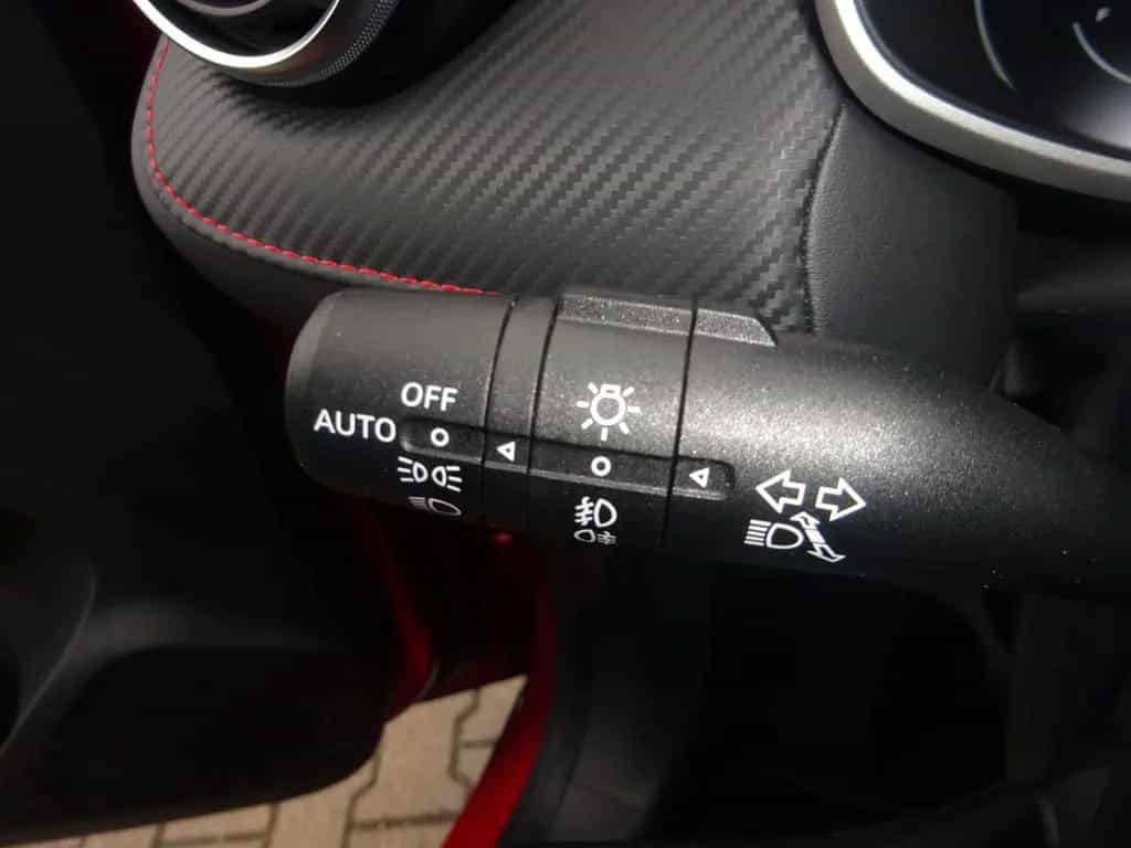 MG ZS 106PS Luxury Leder LED Klima Navi 01/2023-photo-21