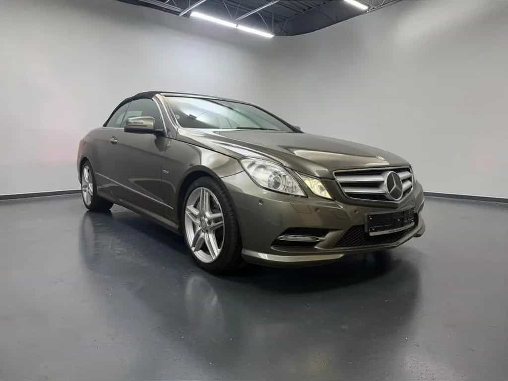 Mercedes-Benz E-Class 500 CABRIO AMG - LINE*SCHECKHEFT*VOLL + SAUBER 09/2011-photo-1