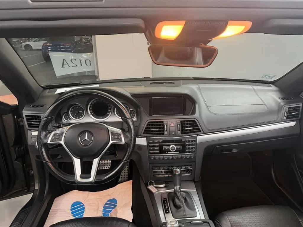 Mercedes-Benz E-Class 500 CABRIO AMG - LINE*SCHECKHEFT*VOLL + SAUBER 09/2011-photo-24
