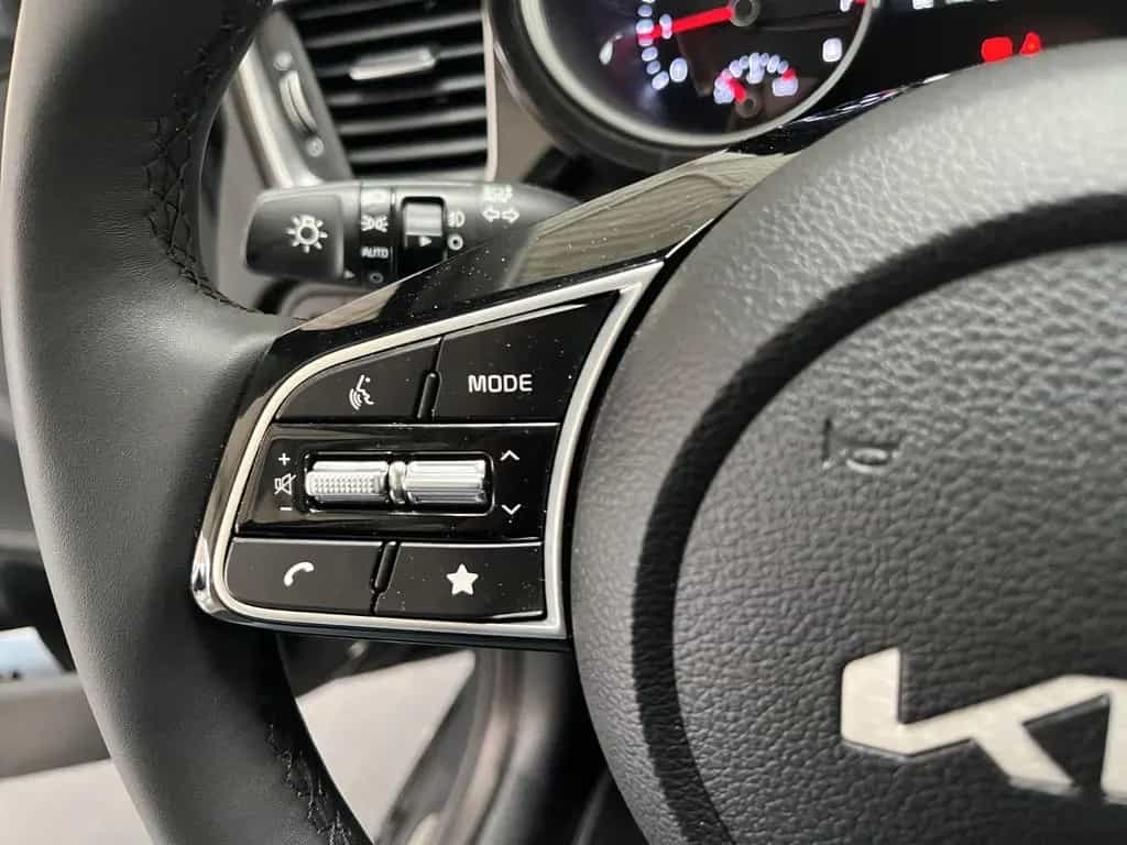 Kia XCeed 1.5T DCT7*SPIRIT*XCLUSIVE*PANORAMA*NAVI* 02/2026-photo-17