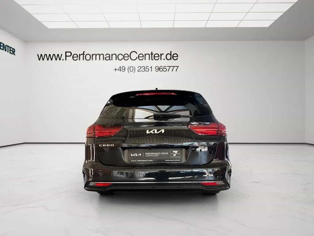 Kia Ceed SW 1.5T DCT7 PLATINUM*PANO*CARPL.*AHK* 04/2025-photo-5