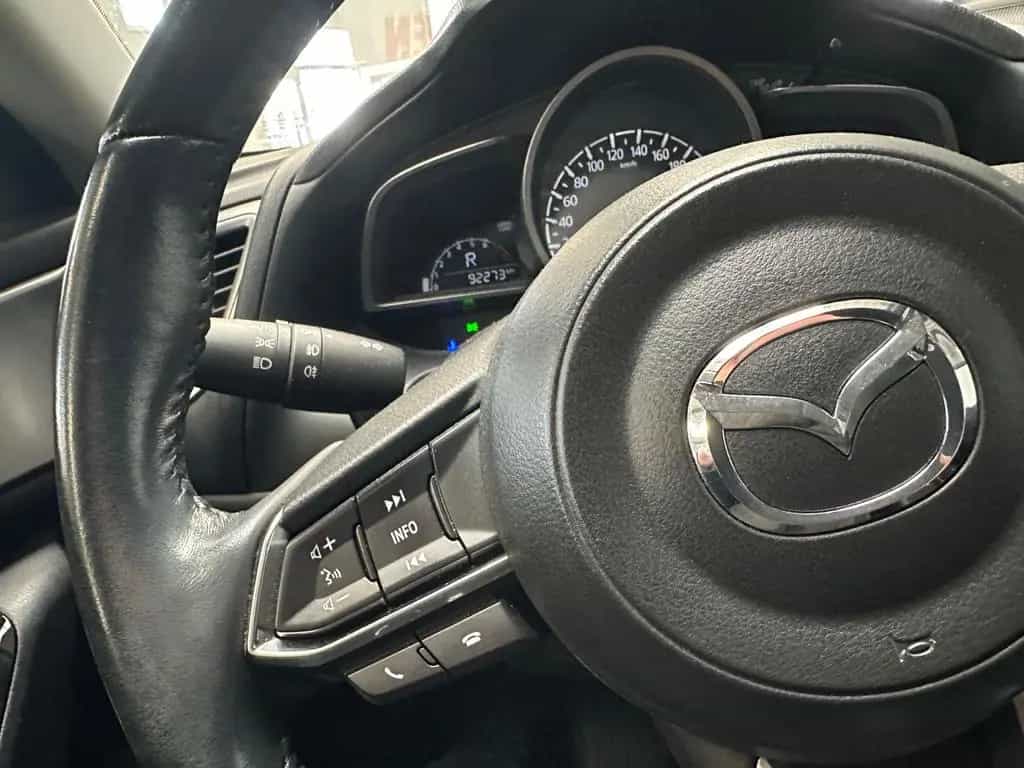 Mazda 3 Lim. Exclusive-Line,KAMERA,NAVI,GARANTIE 06/2018-photo-14