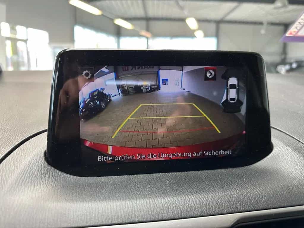 Mazda 3 Lim. Exclusive-Line,KAMERA,NAVI,GARANTIE 06/2018-photo-16