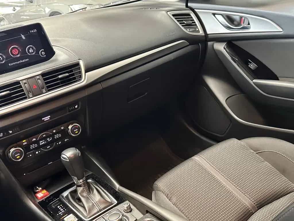 Mazda 3 Lim. Exclusive-Line,KAMERA,NAVI,GARANTIE 06/2018-photo-8