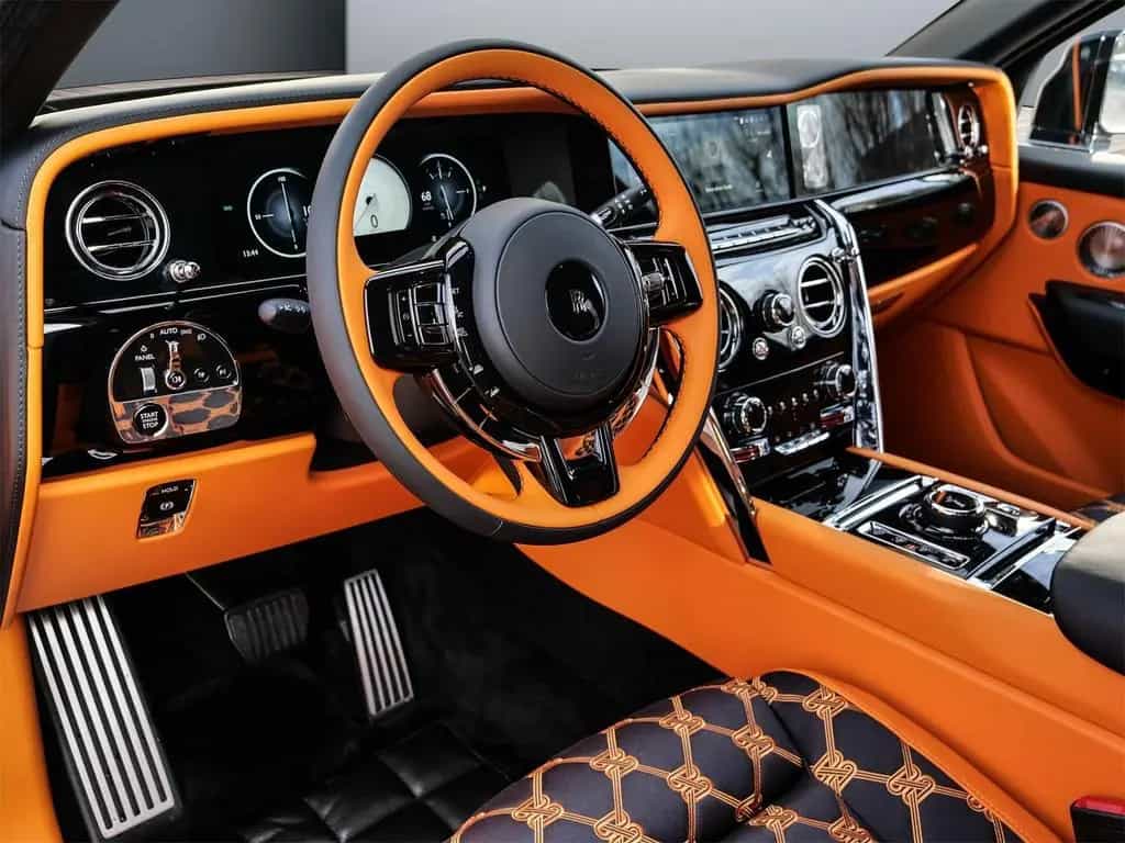 Rolls-Royce Cullinan 03/2026-photo-10