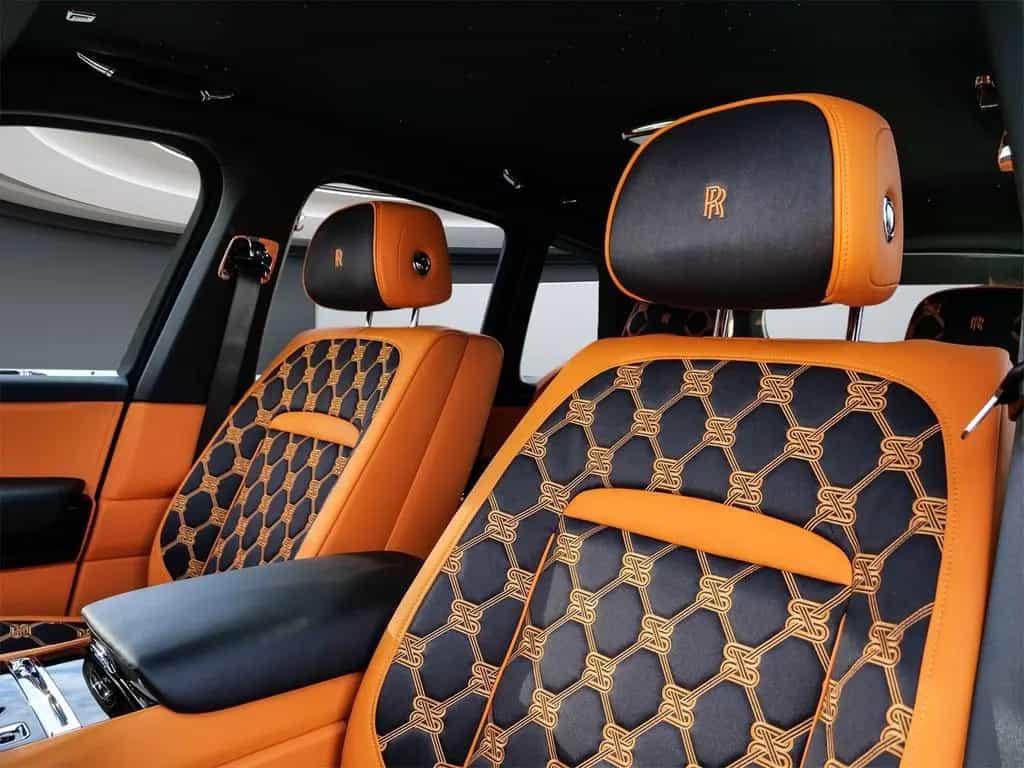 Rolls-Royce Cullinan 03/2026-photo-12