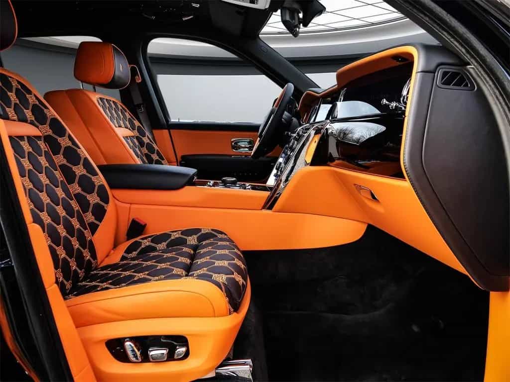 Rolls-Royce Cullinan 03/2026-photo-25