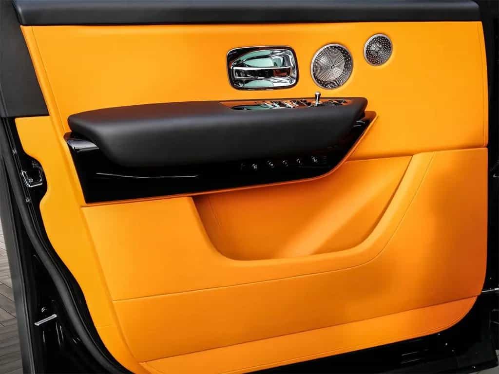 Rolls-Royce Cullinan 03/2026-photo-32