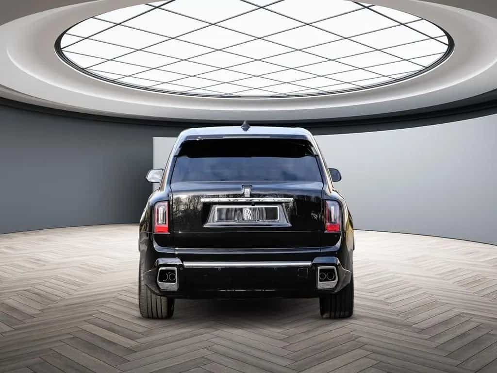 Rolls-Royce Cullinan 03/2026-photo-5