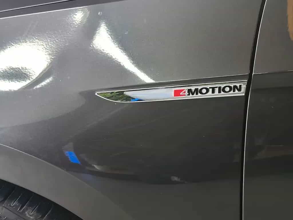 Volkswagen Passat V.2.0 TSI 280PS 4*4 Highline R-Line+AHK 12/2017-photo-10