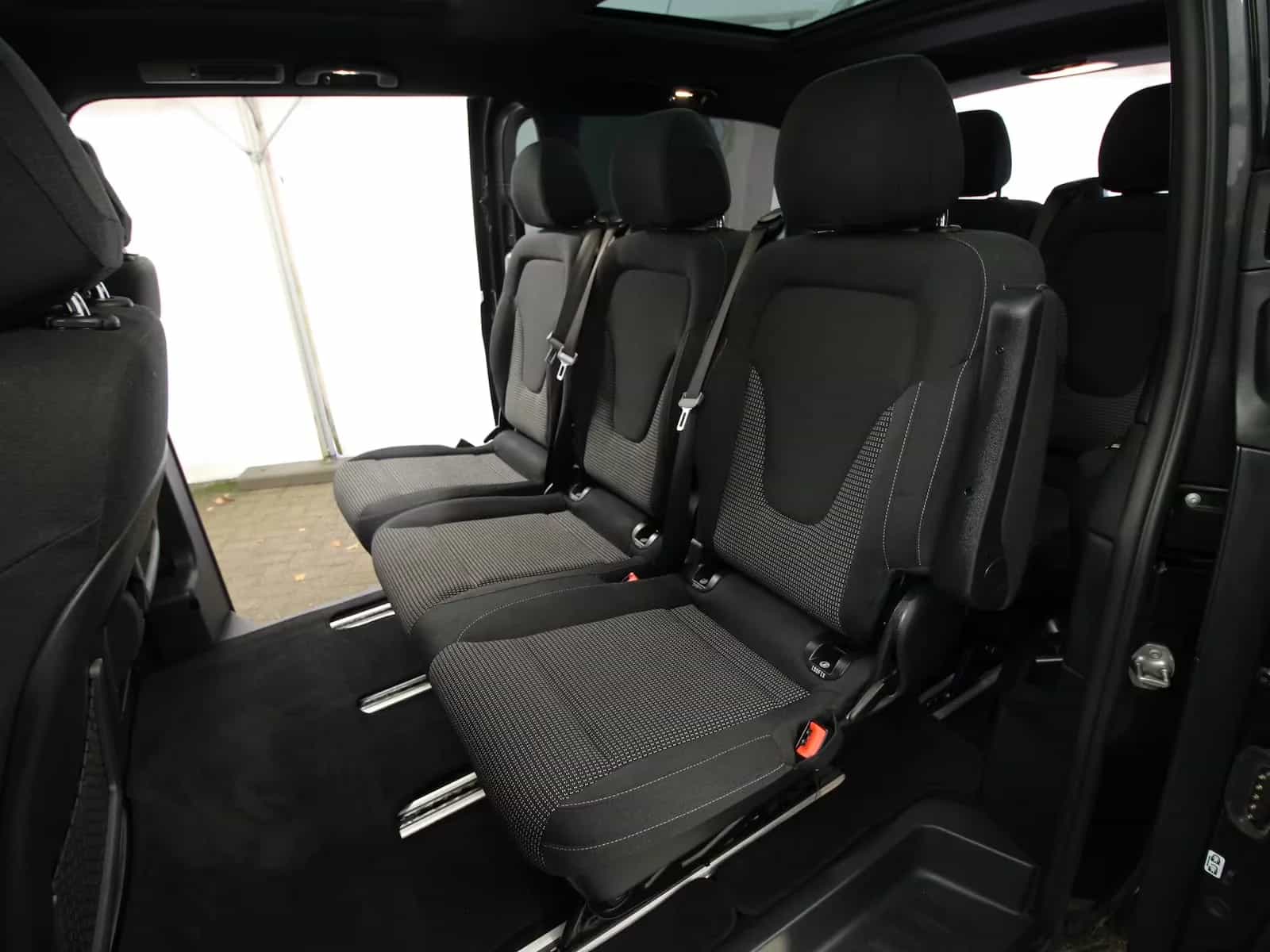 Mercedes-Benz V-Class 220 05/2020-photo-10