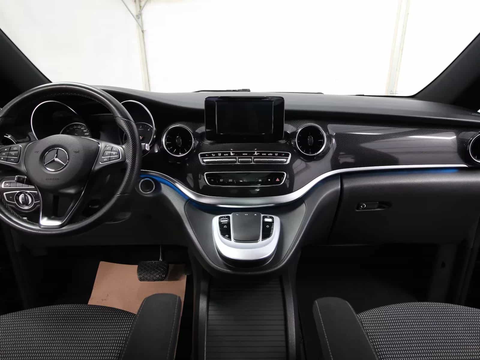 Mercedes-Benz V-Class 220 05/2020-photo-12