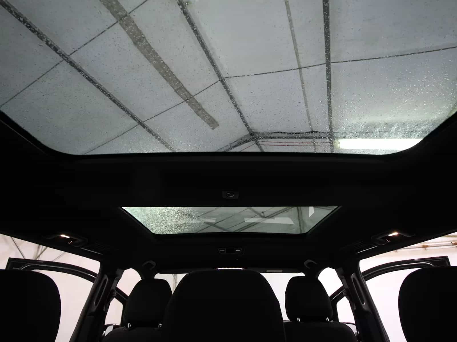 Mercedes-Benz V-Class 220 05/2020-photo-25