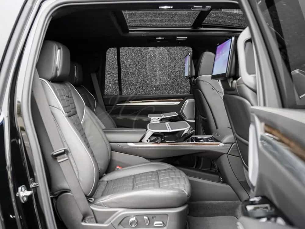 Cadillac 2026 ESV Sport Platinum €121,950 T1 PRICE +ABV null-photo-10