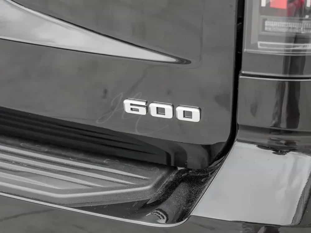Cadillac 2026 Escalade SUV Sport Platin T1 PRICE €112,950 null-photo-37