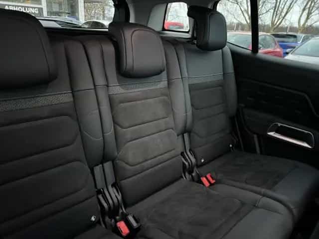 Citroën C5 Aircross Plus 1.5 BlueHDi Aut+Navi+LED+Cam+PD 12/2023-photo-9