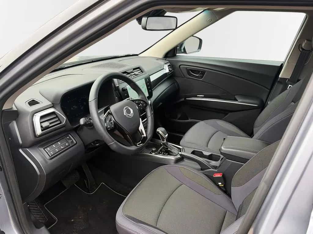 KGM Tivoli Black 1.5 - Automatik - Vorführfahrzeug 08/2025-photo-7