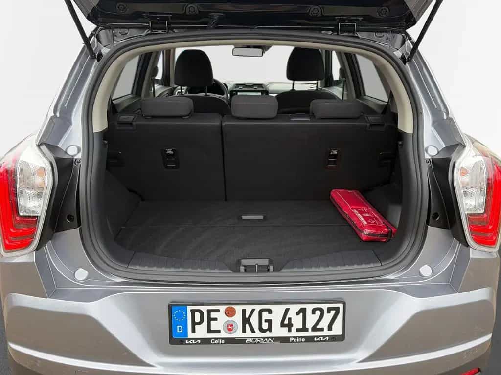KGM Tivoli Black 1.5 - Automatik - Vorführfahrzeug 08/2025-photo-9