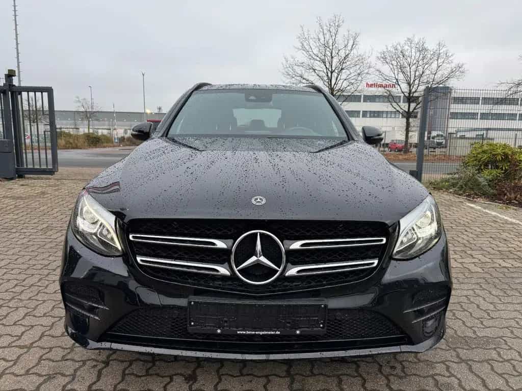 Mercedes-Benz GLC-Class 300 4Matic AMG 01/2019-photo-1