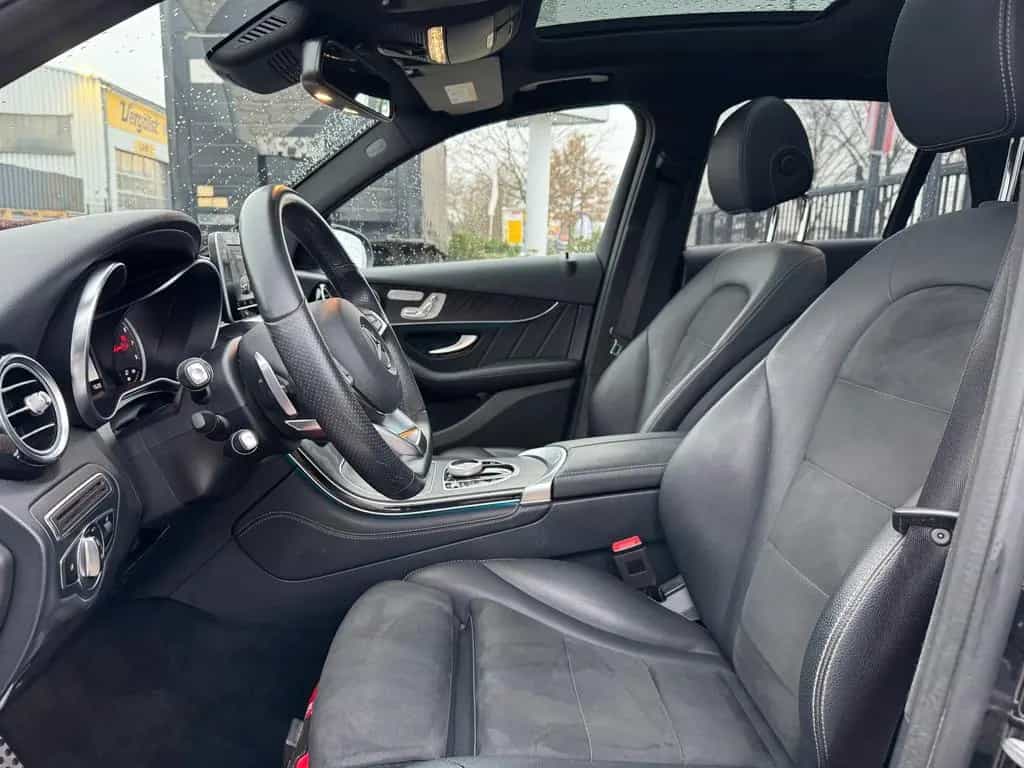 Mercedes-Benz GLC-Class 300 4Matic AMG 01/2019-photo-10